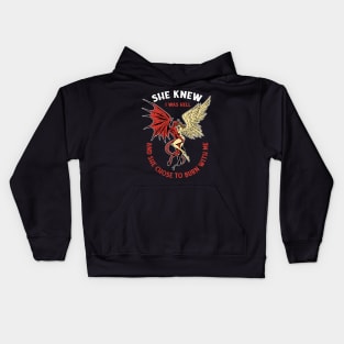 devil and an angel hugging and the quote She knew I was hell and she chose to burn with me Kids Hoodie